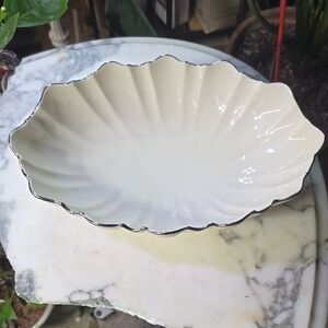 Lenox Cream Scalloped Serving Dish
